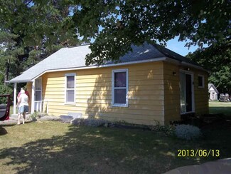 6065 Ida St, Levering, MI 49755