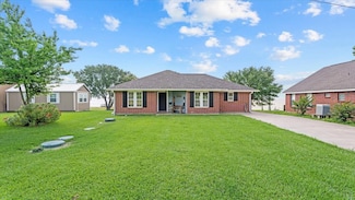 281 Fishermans Bend Dr, Pointblank, TX 77364