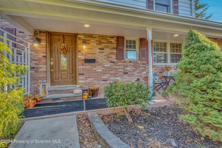 1003 Sleepy Hollow Rd, Clarks Summit, PA 18411