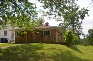 960 Carpenter St, Akron, OH 44310