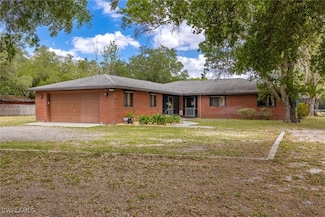 310 Trader Rd, Fort Denaud, FL 33935