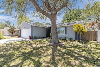 1428 Chesterfield Dr, Dunedin, FL 34698