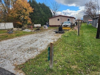 71 Sowles St, Alburgh, VT 05440