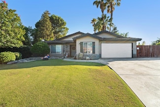 1001 Dunwoody Way, Bakersfield, CA 93312