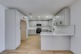 3986 Belleville Ave, Las Vegas, NV 89121