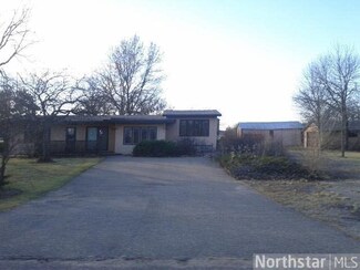 9276 100th Ave SE, Clear Lake, MN 55319