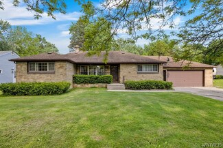 7655 Arnold Dr, North Tonawanda, NY 14120