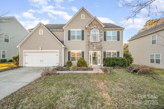 1607 Swan Dr, Charlotte, NC 28216