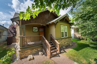 62721 Larkview Rd, Bend, OR 97701
