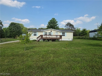 8448 Slagle Rd, Windham, OH 44288
