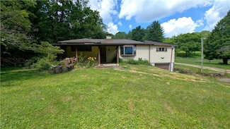 89 Rankin Rd, Farmington, PA 15437