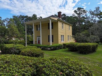 830 Young St, Thomasville, GA 31792