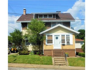 447 Ohio Ave, Rochester, PA 15074