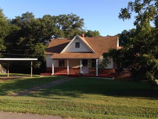 25 Carney St, Spartanburg, SC 29307