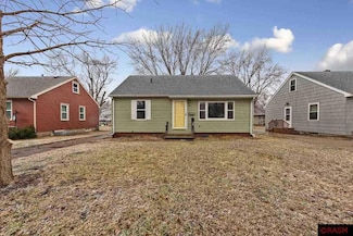 710 710 S Jefferson St, New Ulm, MN 56073