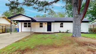 18 1/2 Woodlawn Dr, Conway, AR 72034