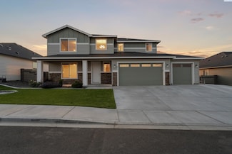 8410 Lennox St, West Richland, WA 99353