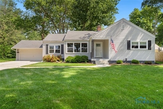 1092 Farnsworth Rd, Waterville, OH 43566