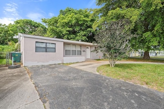 3621 NW 6th Place, Fort Lauderdale, FL 33311