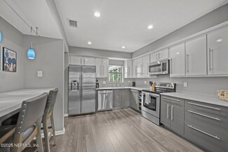 10150 Leisure Ln N Unit 23, Jacksonville, FL 32256