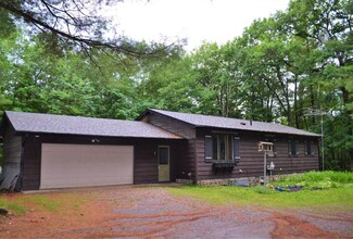 9325 Bernie Lou Dr, Hazelhurst, WI 54531