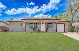 4812 Marshall St, Forest Hill, TX 76119
