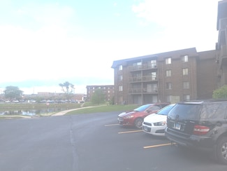 840 Elder Rd Unit A305, Homewood, IL 60430