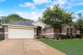 225 Carriage Dr, Willow Park, TX 76087