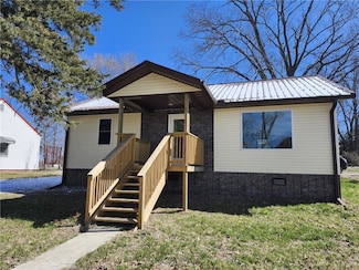 711 S 20th St, Bethany, MO 64424