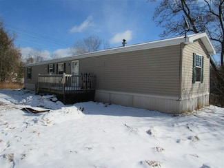 44 Hill St, North Troy, VT 05859