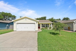 115 Pecan Harbor St, Rockport, TX 78382