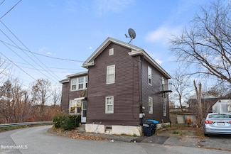 3 Pleasant St, Pittsfield, MA 01201
