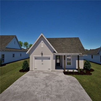 064 Summer St, Opelika, AL 36801