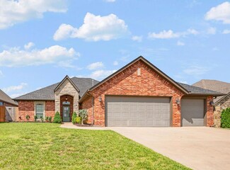 18517 Haslemere Ln, Edmond, OK 73012