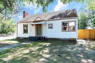 2002 S Pershing St, Wichita, KS 67218