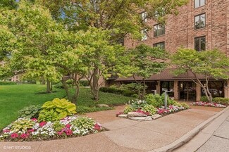 3900 Mission Hills Rd Unit 105, Northbrook, IL 60062