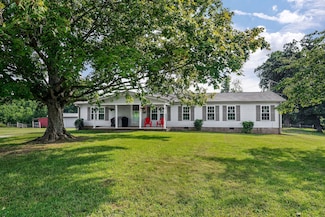 227 Bar Rd, Baxter, TN 38544