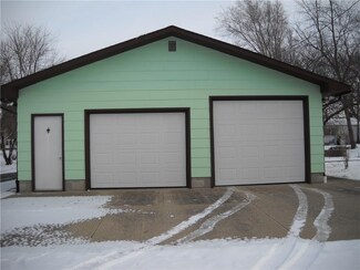 211 Martin St, Bouton, IA 50039