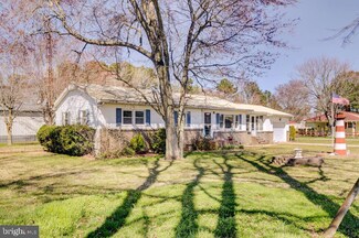 4295 Ridge Rd, Chincoteague Island, VA 23336