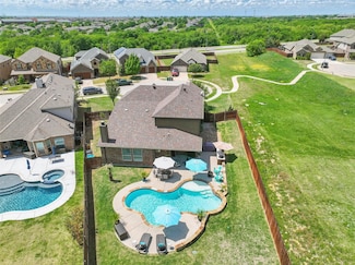 5748 Spirit Lake Dr, Fort Worth, TX 76179