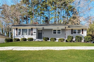 3027 Kinnamon Rd, Winston Salem, NC 27104