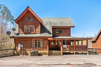 2150 Bear Haven Way, Sevierville, TN 37862