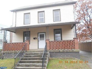 3430 Randolph St, Drexel Hill, PA 19026