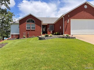 2582 Stone Ridge Dr, Poplar Bluff, MO 63901