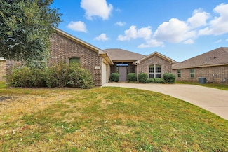 2512 Guinn Farms Rd, Tyler, TX 75707