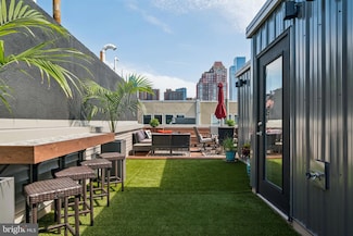 1418 Pemberton St, Philadelphia, PA 19146