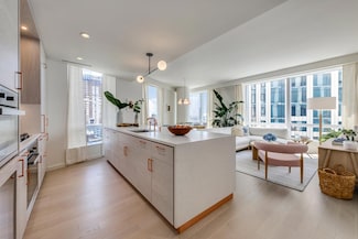 1 City Point Unit 24F, Brooklyn, NY 11201