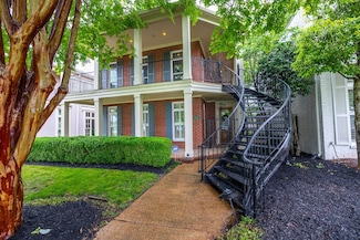 1060 Island Dr, Memphis, TN 38103