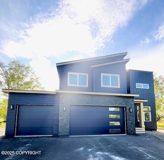 831 N Blue Atlas Cir, Palmer, AK 99645