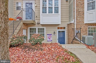 1955 Pawlet Dr, Crofton, MD 21114